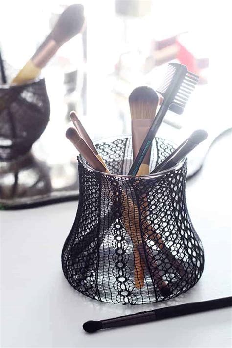 Pretty Up Your Vanity with a Recycled DIY Makeup Brush Holder | Hello Glow
