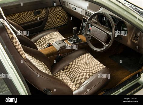 Porsche 924 interior hi-res stock photography and images - Alamy