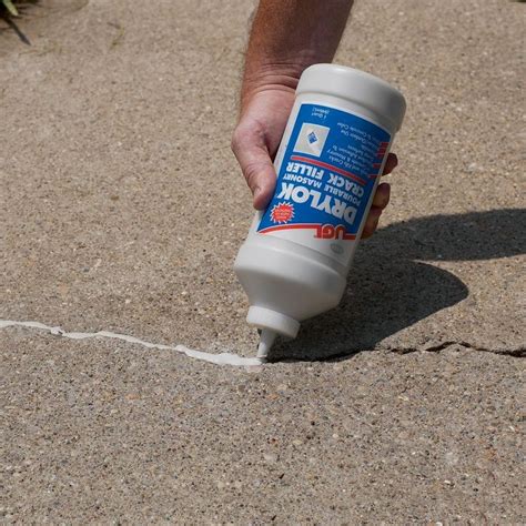 Instant Repair for Cracks and ChipsLeft unattended, even small cracks in concrete can quickly ...