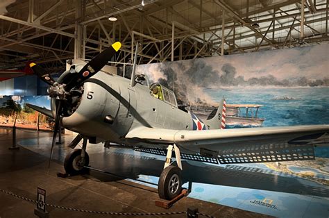 Douglas SBD-2P, Dauntless (Dive Bomber) - Pearl Harbor Aviation Museum