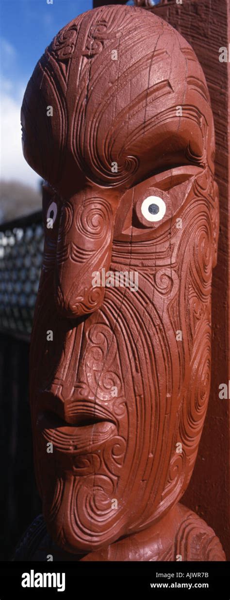 Carved maori head Rotorua North Island New Zealand Stock Photo - Alamy