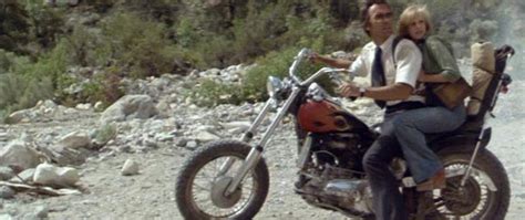 IMCDb.org: Harley-Davidson Knucklehead in "The Gauntlet, 1977"