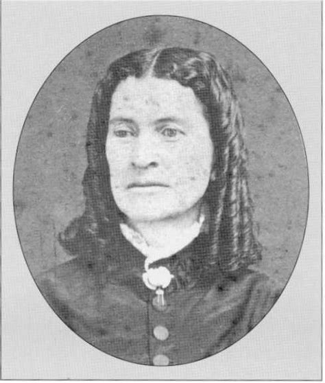 Mary Graves was 20 when her parents took their nine children west. By the time she reached ...