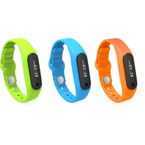 Smartfi Activity Tracker Fitness Band Specs - Wearable Fitness Trackers