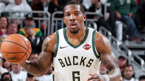 Report: Eric Bledsoe suffers rib injury, will miss 2-3 weeks | NBA.com