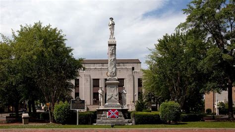 In the South, Confederate monuments aren't simply a black-and-white ...