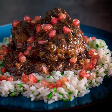 Fesenjan: Walnut and Pomegranate Chicken Stew | Krumpli