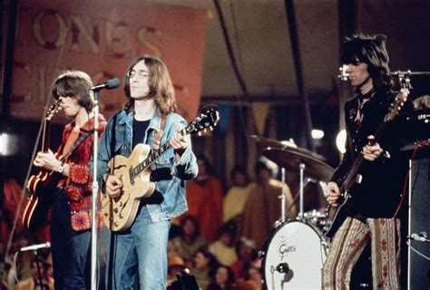 11 December 1968: John Lennon appears in The Rolling Stones' Rock And Roll Circus | The Beatles ...