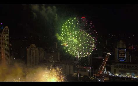 Bangkok Festive Lighting; Centralworld Countdown Fireworks 2019