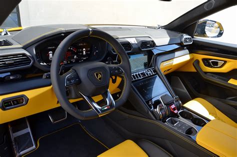 2022 Lamborghini Urus Stock # A16097 for sale near Redondo Beach, CA | CA Lamborghini Dealer