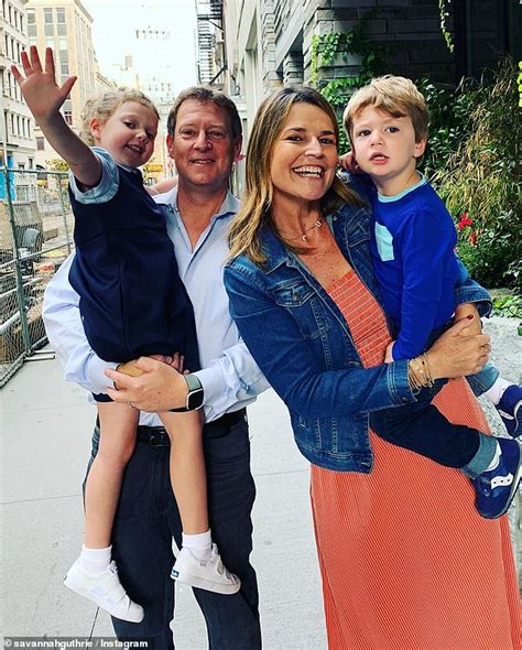 Savannah Guthrie and Jenna Bush Hager share back to school snaps ...