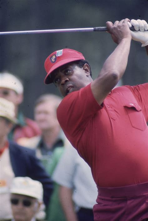 How racism prevented Lee Elder from being among golf’s Big Three — Andscape