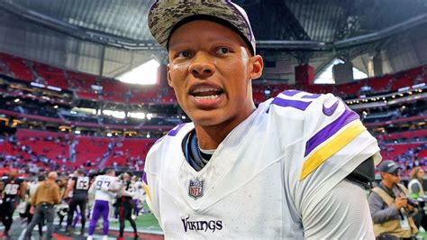 Joshua Dobbs tumbles to QB3 for Vikings: Timeline of QB's unlikely journey across seven ...