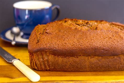 Sticky Ginger Loaf Cake - PELAJARAN