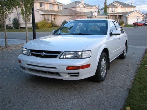 1997 Nissan Maxima Specs, Prices, VINs & Recalls - AutoDetective