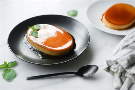 Leche Flan Recipe (Classic Filipino Style Crème Caramel) - Hungry Huy