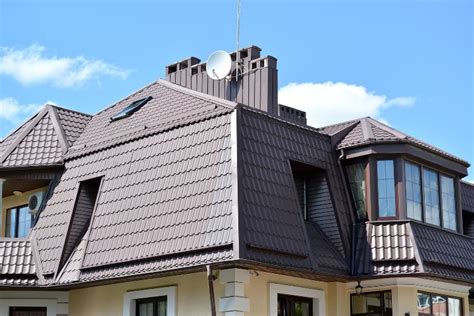 Benefits of a Mansard Roof