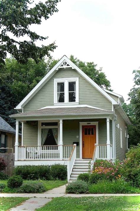 60+ Beautiful Small Cottage House Exterior Ideas | Cottage house exterior, House paint exterior ...