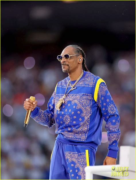 Dr. Dre & Snoop Dogg Both Opened & Closed the Super Bowl Halftime Show ...