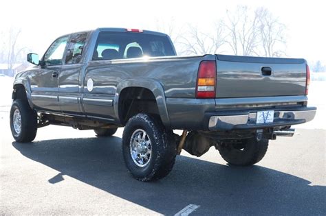 2002 Chevrolet Silverado 2500HD Photos