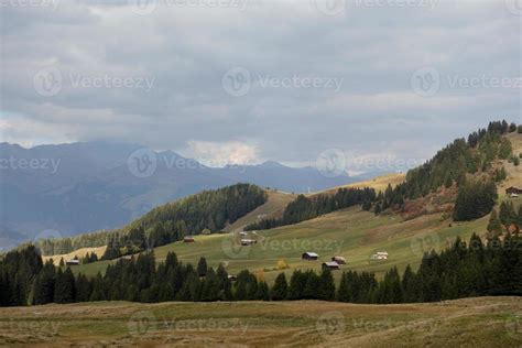 hiking in the swiss alps 10227283 Stock Photo at Vecteezy