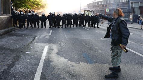 German police, protesters clash before G20 summit | Business and Economy | Al Jazeera