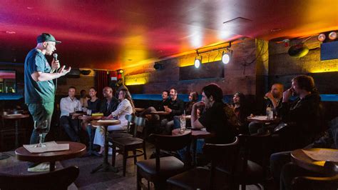 Best Comedy Clubs in NYC to See Stand-up and Improv