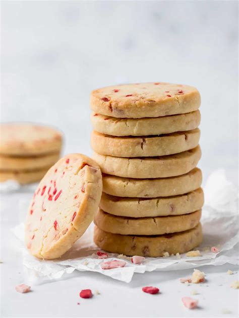 Easy Peppermint Holiday Shortbread Cookies Recipe – Cookin' with Mima