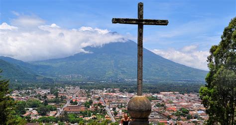 6 Top Attractions Of Guatemala For Visitors - TravelTourXP.com