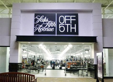 Saks Fifth Avenue OFF 5TH Black Friday 2020 Beauty Deals & Sales | Chic ...