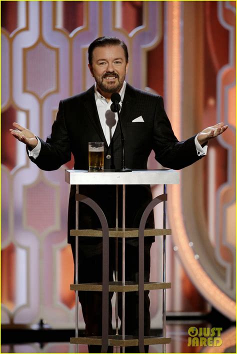 Mel Gibson & Ricky Gervais at Golden Globes 2016 - Full Video: Photo ...