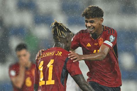 WATCH: Barcelona’s Lamine Yamal makes more history with goal on Spain ...