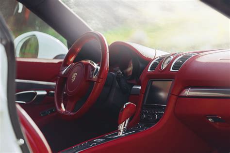 Porsche Cayman 981 on Behance