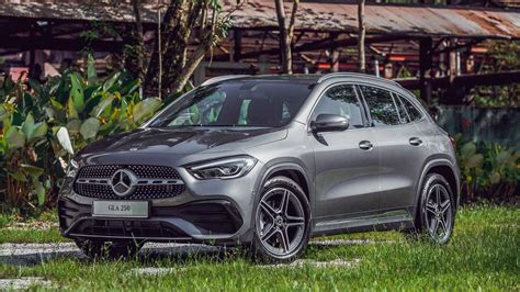 Facts & Figures: all-new Mercedes-Benz GLA 200, 250 launched in ...