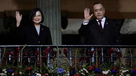 Taiwan leader scrambles for allies in Central America visit – KGET 17