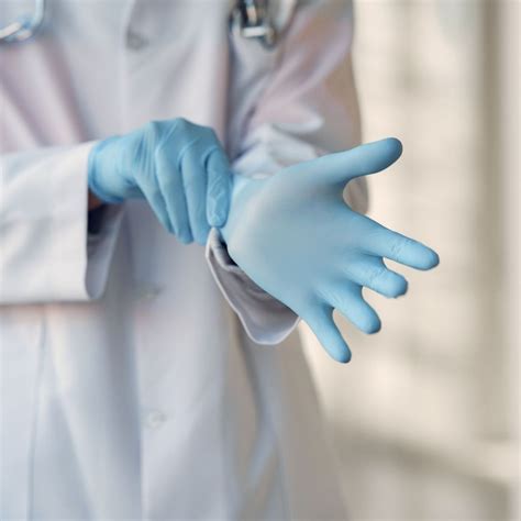 Nitrile Glove Allergy Guide Nitrile gloves are commonly used in hospitals, cleanrooms ...