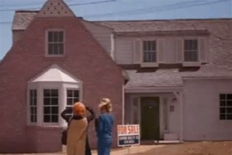 The 'Bewitched' House Still Stands, But Looks Slightly Different ...