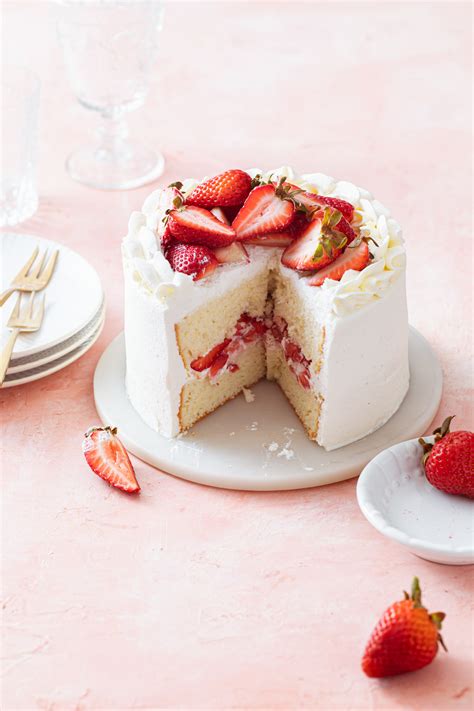 Mini Strawberry Chiffon Cake - Style Sweet