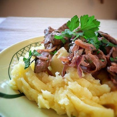 Beef Stroganoff with mashed potatoes (based on Jamie Oliver | Beef recipes, Beef stroganoff ...