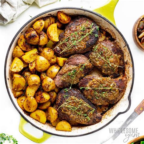 Steak And Potatoes (One Pan Recipe!) - Wholesome Yum