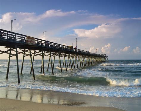 Emerald Isle Fishing Pier, North Carolina Photograph by David Knowles - Fine Art America