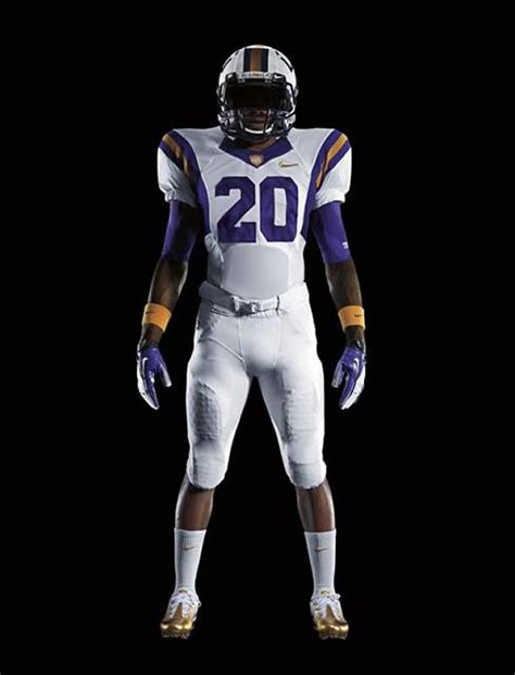 LSU Football Uniform - 2011 Nike Pro Combat Uniform | 미식축구 유니폼, 미식 축구