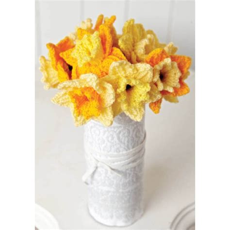 Free Pattern Hayfield Bonus Dk Daffodil Knitting Pattern | Hobbycraft | Jonquille, Crochet, Tricot