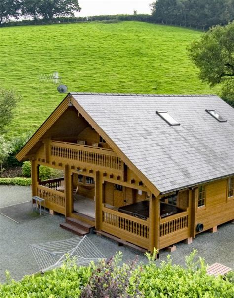 5* Luxury Lodges with Hot Tubs in Wales - Luxury Lodges Wales