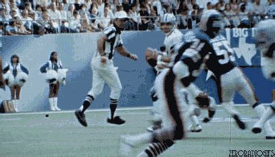 Troy Aikman GIFs - Find & Share on GIPHY