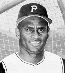 Roberto Clemente | Biography, Stats, Death, Award, & Facts | Britannica