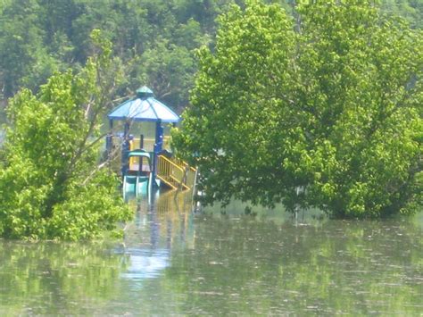 Green River Lake | State Park Playground | LouisvilleUSACE | Flickr