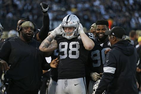 Raiders defensive end Maxx Crosby runs out of sack dances | Las Vegas Review-Journal