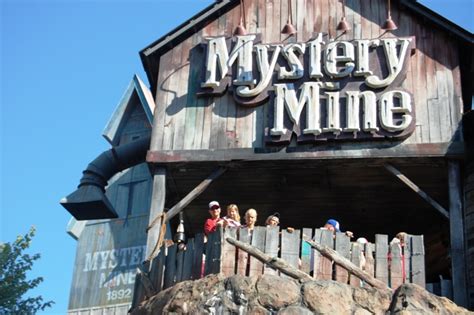 Dollywood's Mystery Mine - My Pigeon Forge