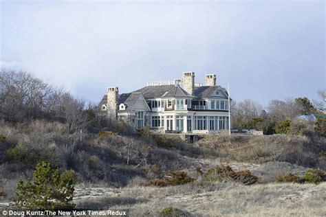 Steve Cohen tears down his East Hampton vacation home ahead of rebuild ...